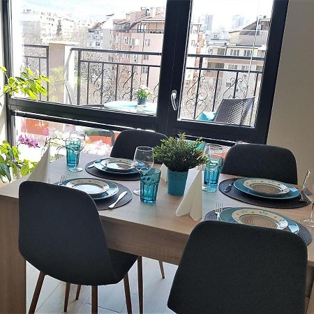 Azzurro-Top Floor Apartment In Quiet Neighborhood, Free Private Parking Варна Экстерьер фото