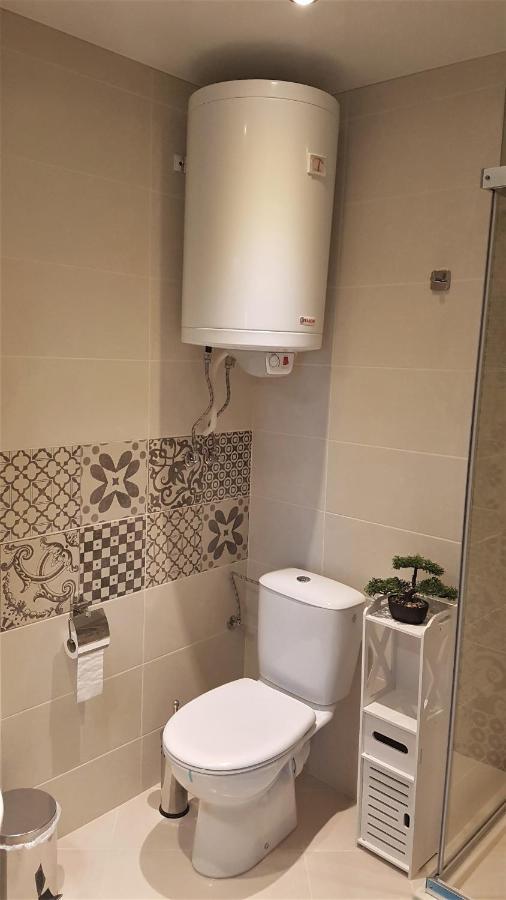 Azzurro-Top Floor Apartment In Quiet Neighborhood, Free Private Parking Варна Экстерьер фото