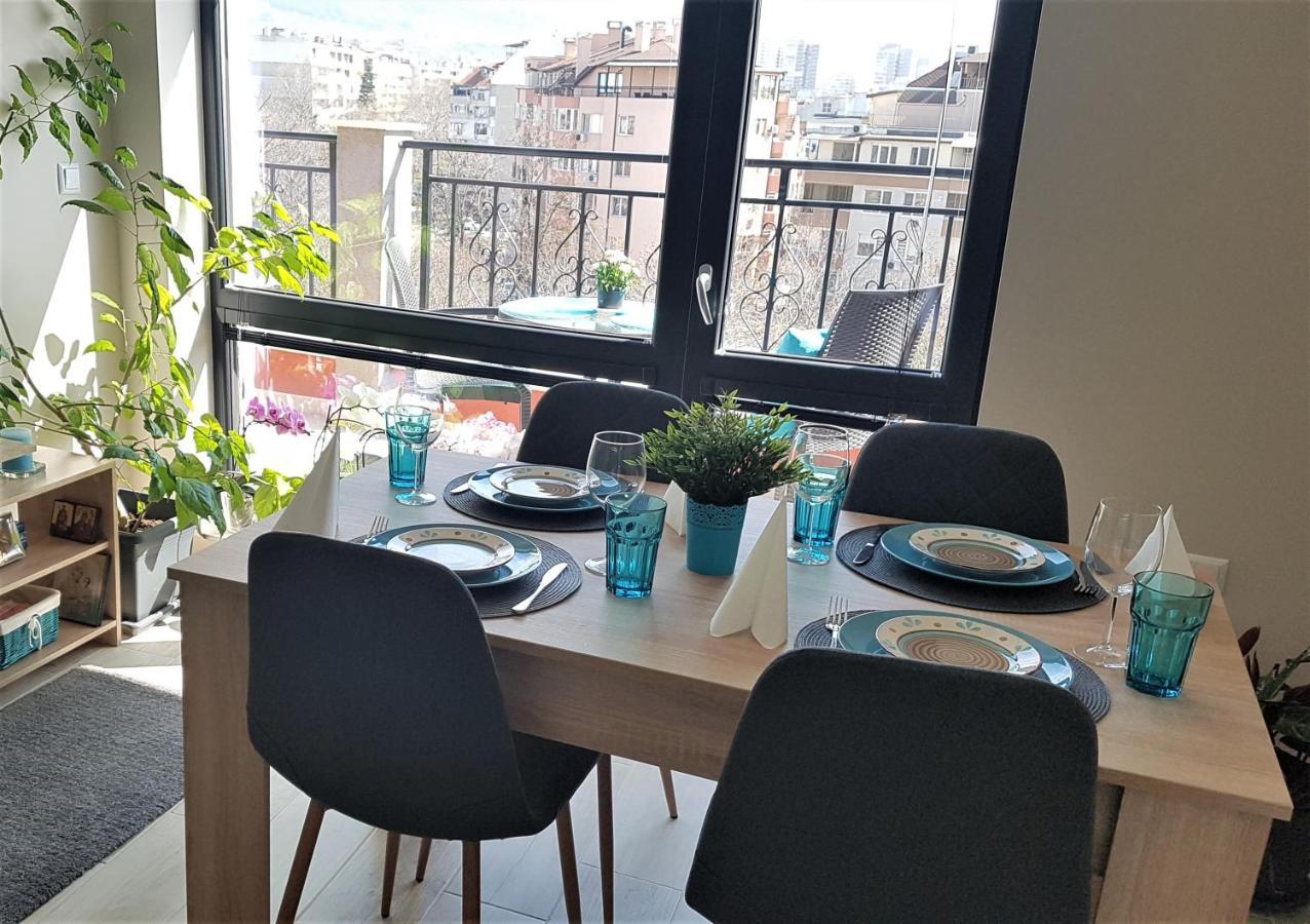 Azzurro-Top Floor Apartment In Quiet Neighborhood, Free Private Parking Варна Экстерьер фото