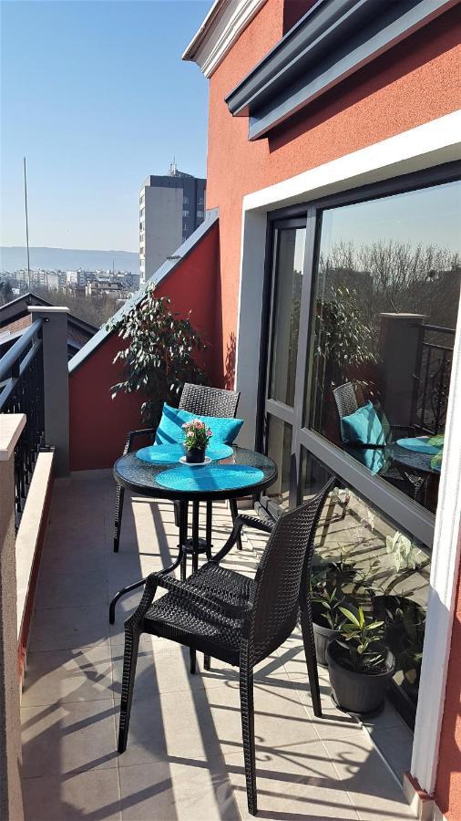 Azzurro-Top Floor Apartment In Quiet Neighborhood, Free Private Parking Варна Экстерьер фото